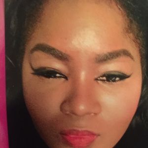 Meet your Posher, Natasha