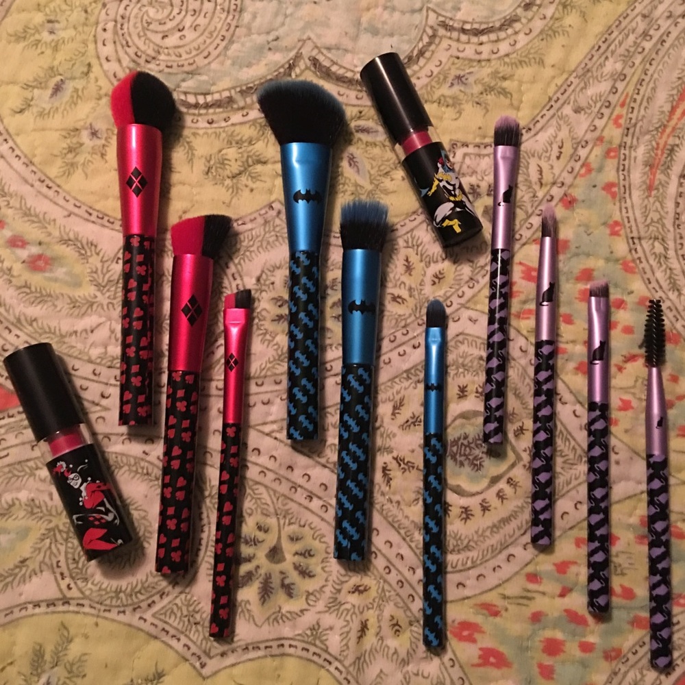 D.C. Comics brushes and lipsticks