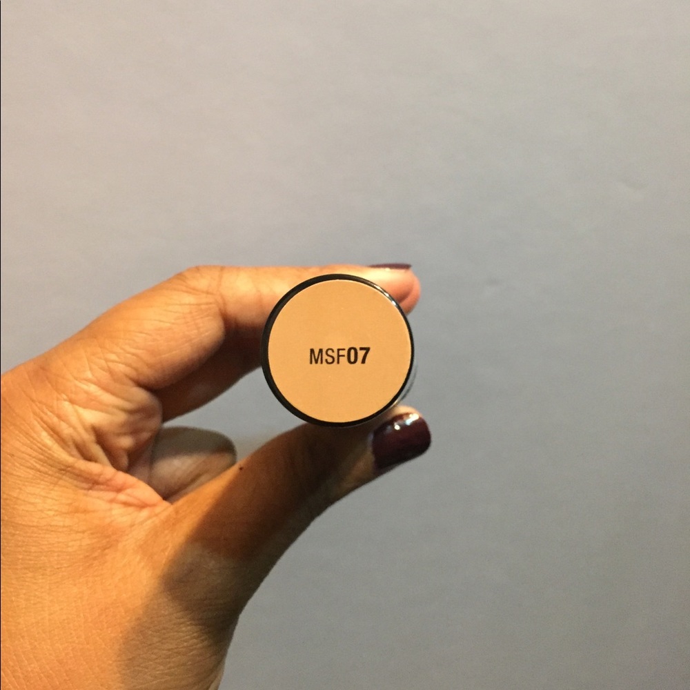 NYX Foundation Stick - "MSF07"