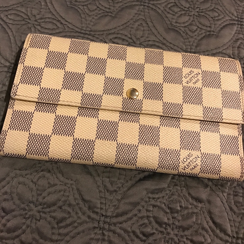 authentic louis vuitton azur sarah wallet
