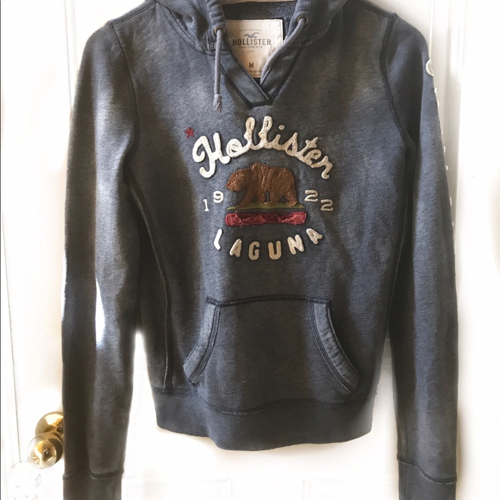 Hollister pull over sweatshirt