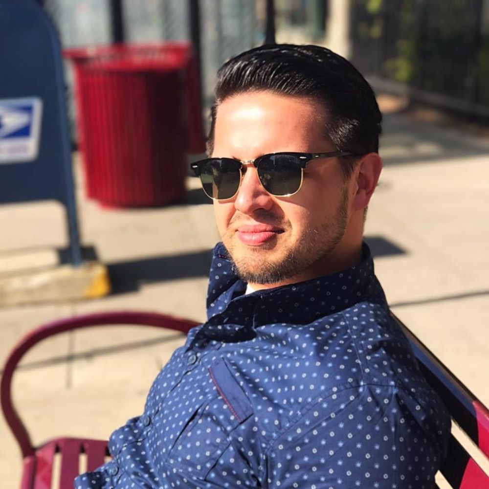 Meet your Posher, Justin