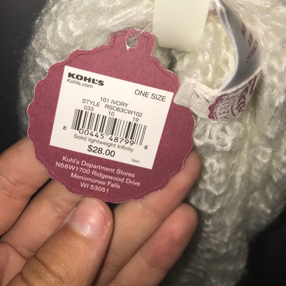 NEVER WORN WITH TAGS Kohl's So scarf - Picture 3 of 3
