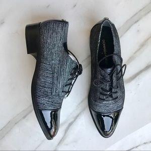 Donald J Pliner Black lace up oxfords