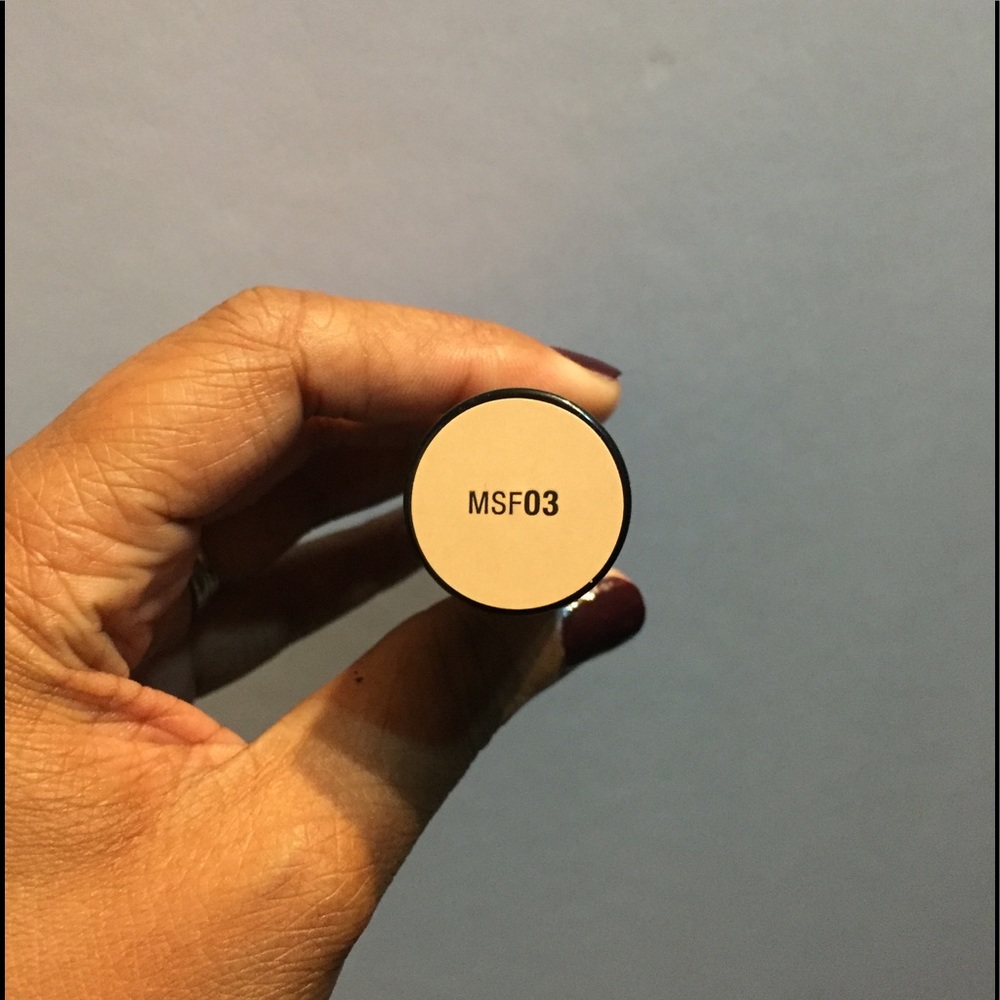 NYX Foundation Stick - "MSF03"