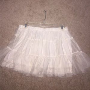 White, tulle tutu skirt