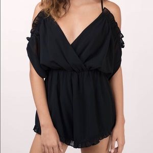 Tobi Black Open 'Cold Shoulder' Romper