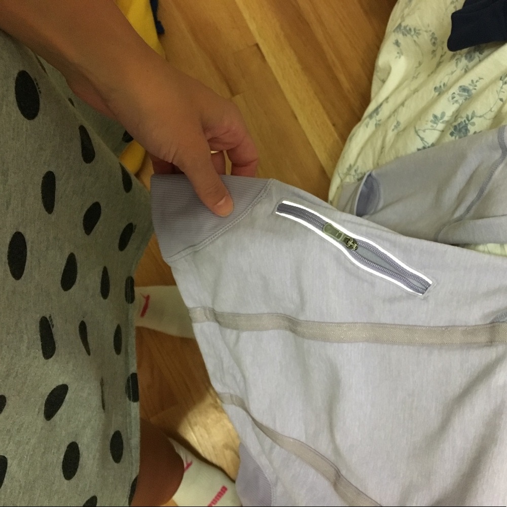 Lululemon Pull Over - image 4