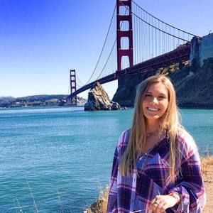 Meet your Posher, Brooke