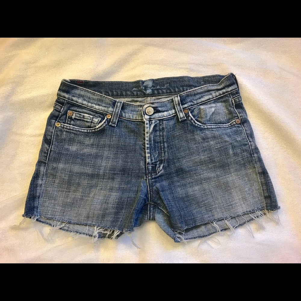7 for All Mankind distressed cut-off shorts sz 28