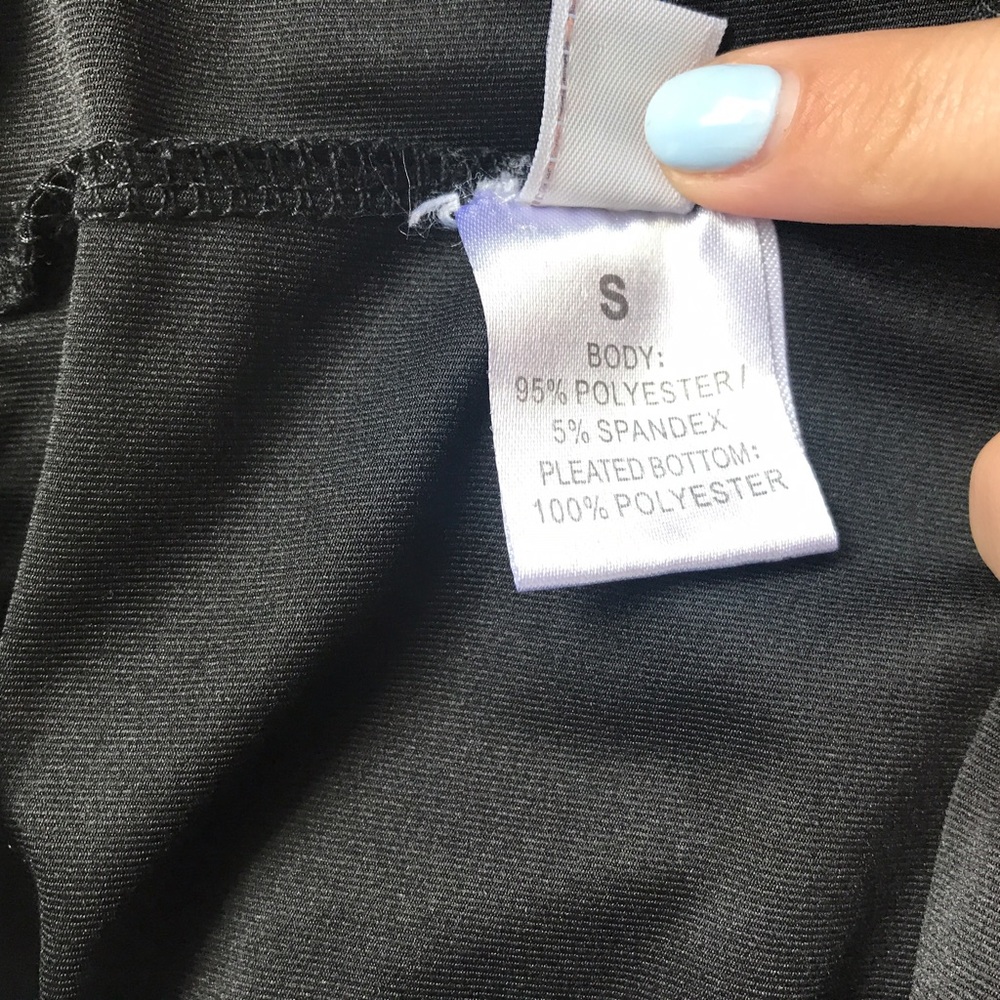 SOLD Fila tennis skirt pleated black - Picture 3 of 5