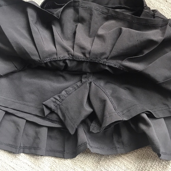 SOLD Fila tennis skirt pleated black - Picture 5 of 5