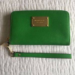 Michael Kors - Authentic Wristlet / Wallet