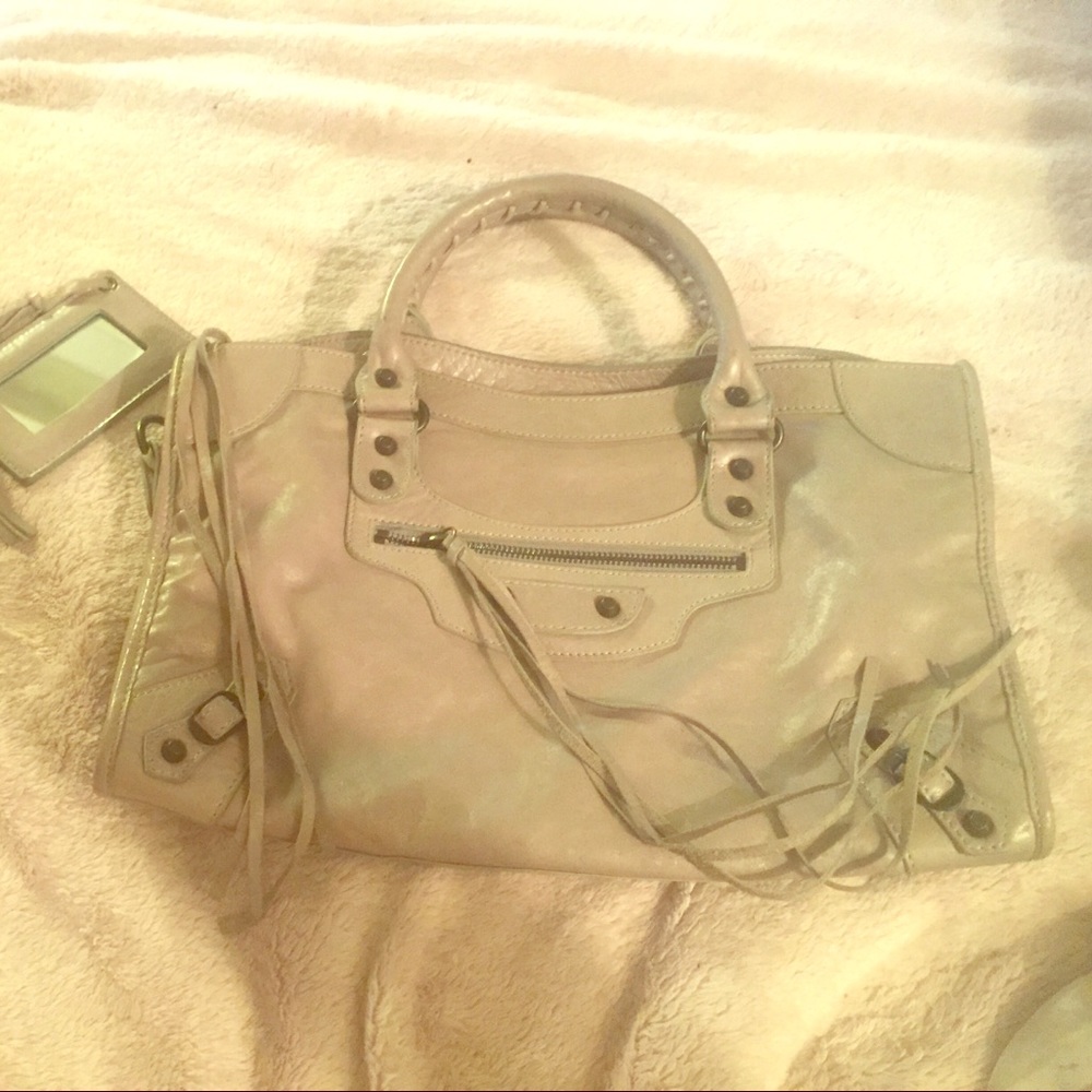 Real leather Balenciaga purse, barely used.