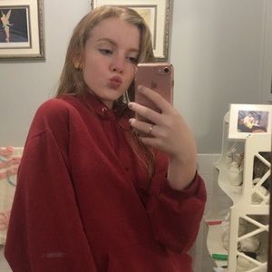 Meet your Posher, Tara