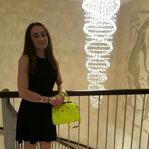 Meet your Posher, Amanda