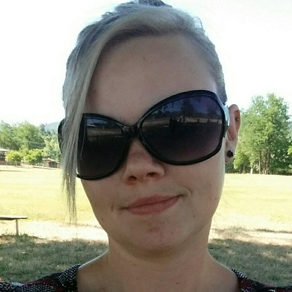 Meet your Posher, Shanna