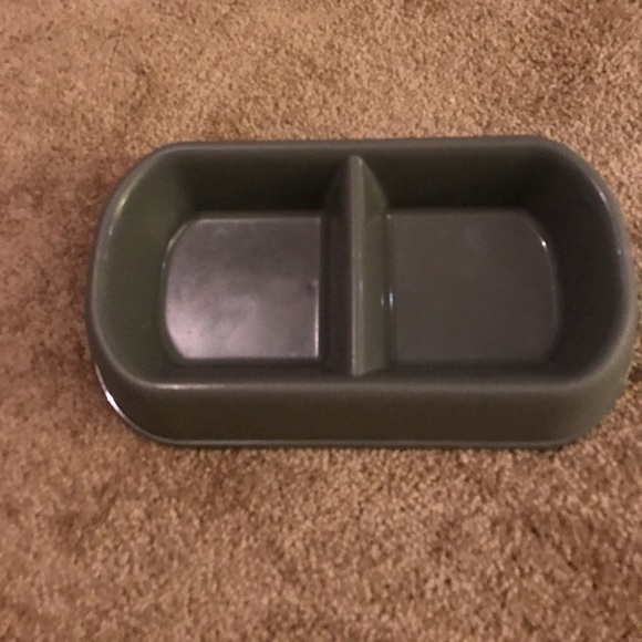 Boots and Barkley food dish - Picture 1 of 2
