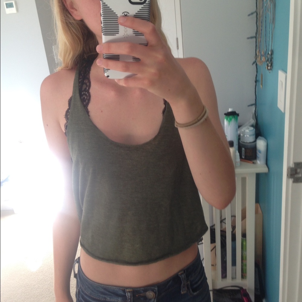 green cropped tank