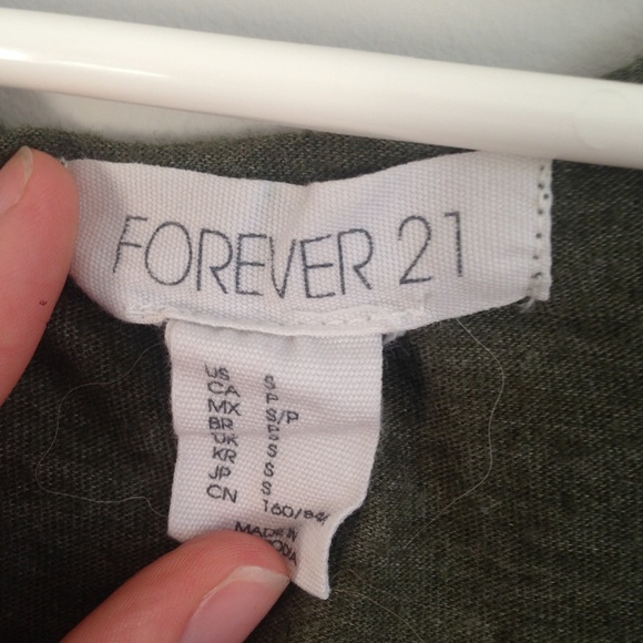 green cropped tank - Picture 3 of 3