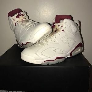 2015 Jordan Retro 6 Maroon OG.