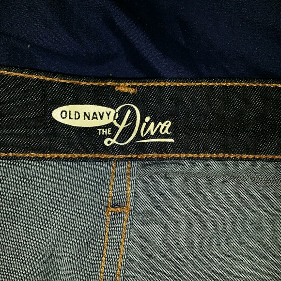 Old Navy ** The Diva ** Plus Size Jeans - Picture 3 of 4