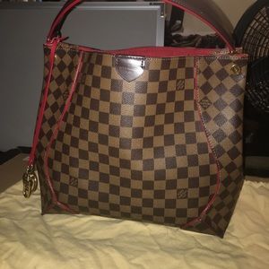 Louis Vuitton Caissa Hobo