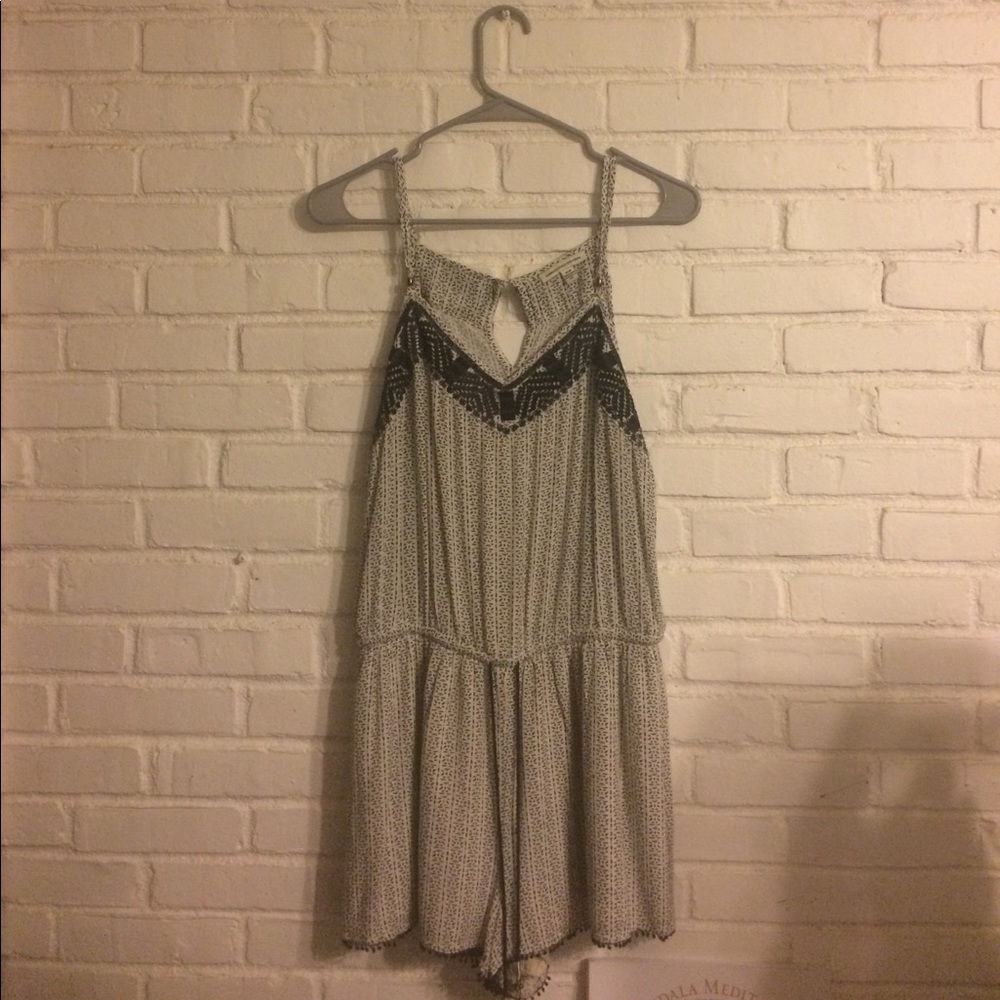 Black & white American eagle romper