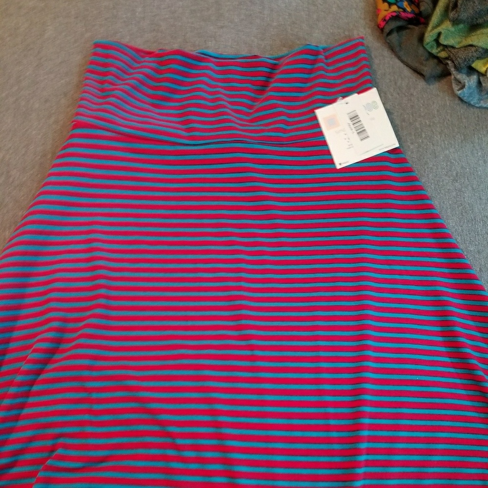 NWT Lularoe Azure skirt