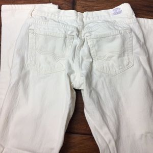 White comfy jeans