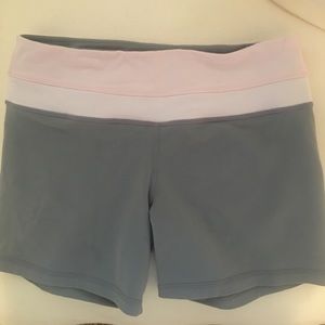 LuLu Lemon Reversible Grey/Pink shorts