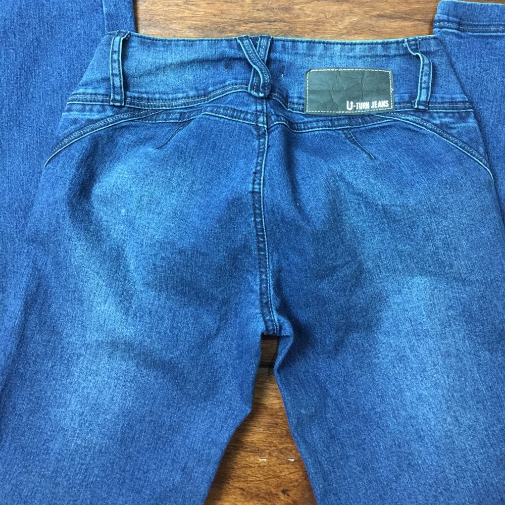 U Turn BOOTY Booster 👖