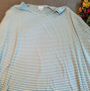 Lularoe Irma tee