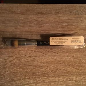 Stila #33 One Step Complexion Brush