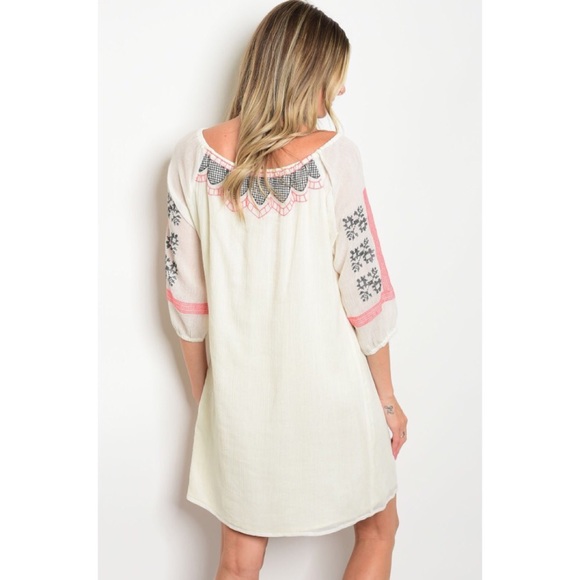 LAST Ivory Coral Embroidered Keyhole Dress - Picture 5 of 6