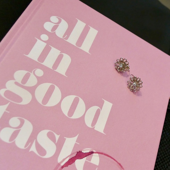 Kate Spade Silver Daisy Earrings - Picture 2 of 3