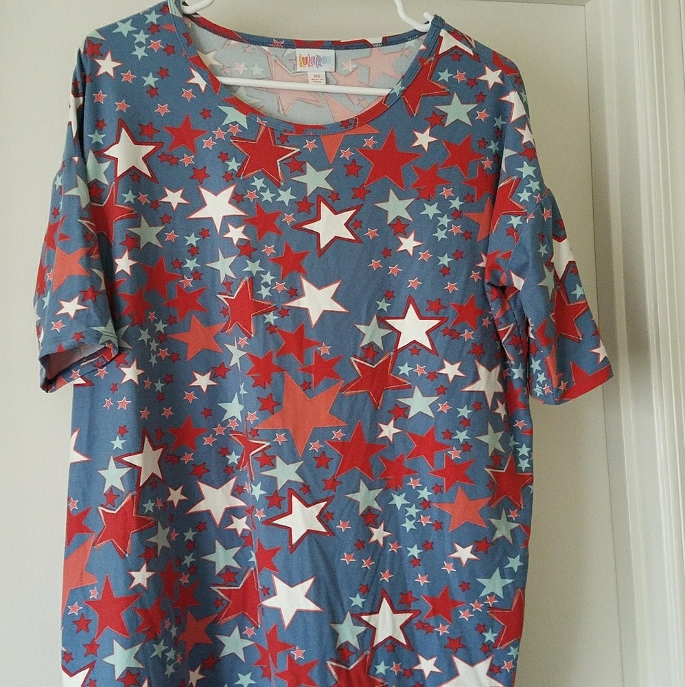 Lularoe Irma shirt