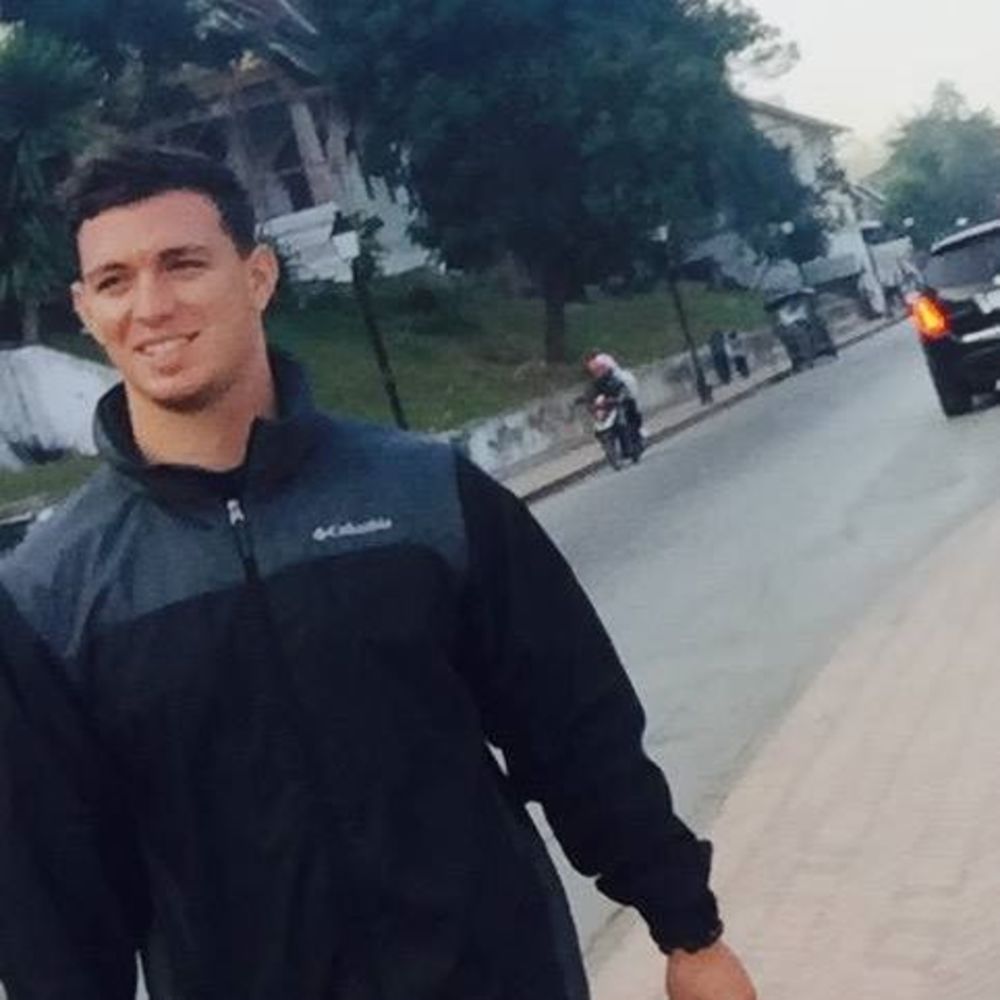 Meet your Posher, Devin