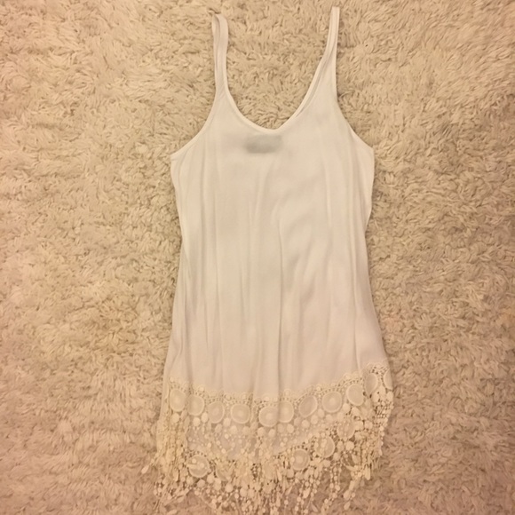 Beautiful Kivari with hemline detailing - Picture 1 of 5