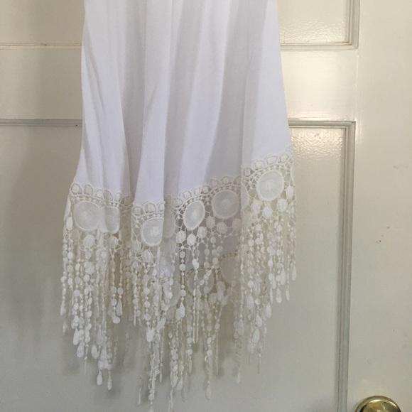 Beautiful Kivari with hemline detailing - Picture 3 of 5