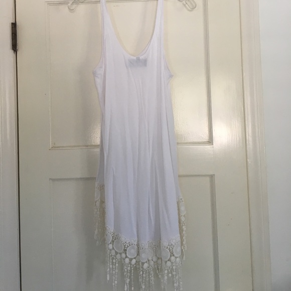 Beautiful Kivari with hemline detailing - Picture 5 of 5