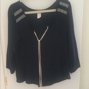 Navy blue top