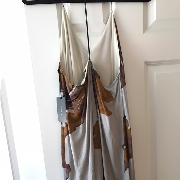 The LDRS dress - Picture 4 of 6