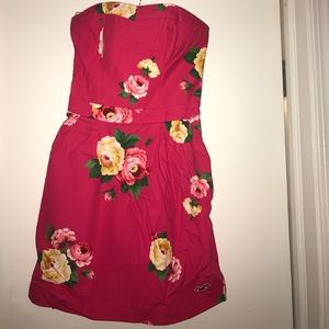 Hollister tube-top pink dress with flowers.