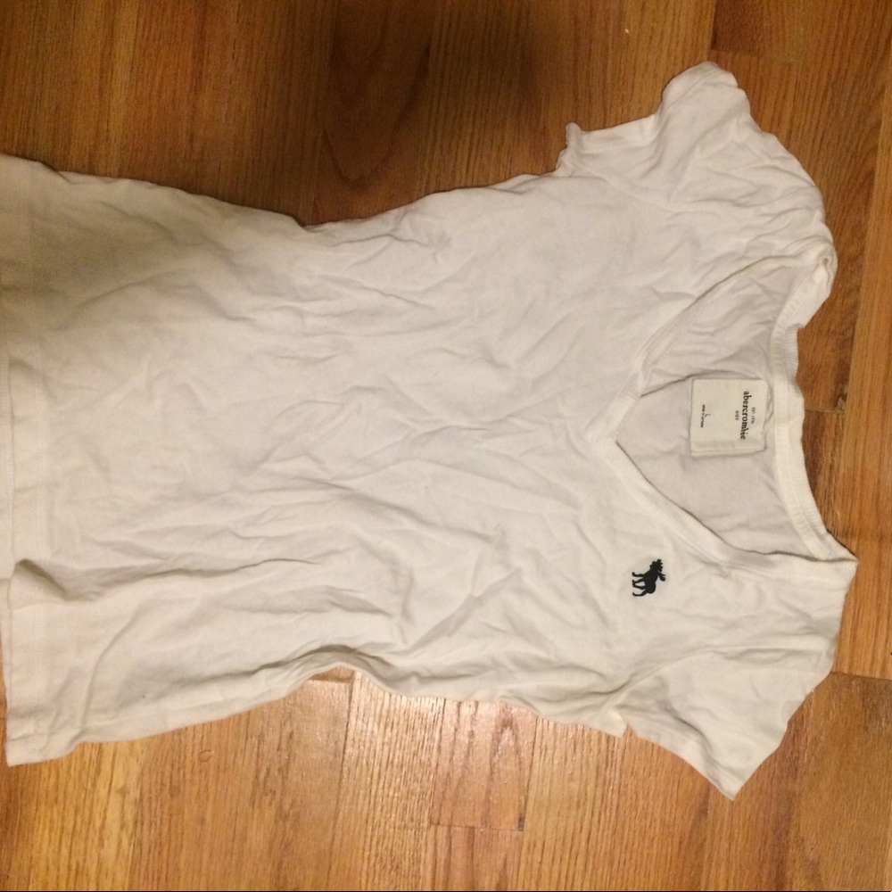 Abercrombie kids L v neck