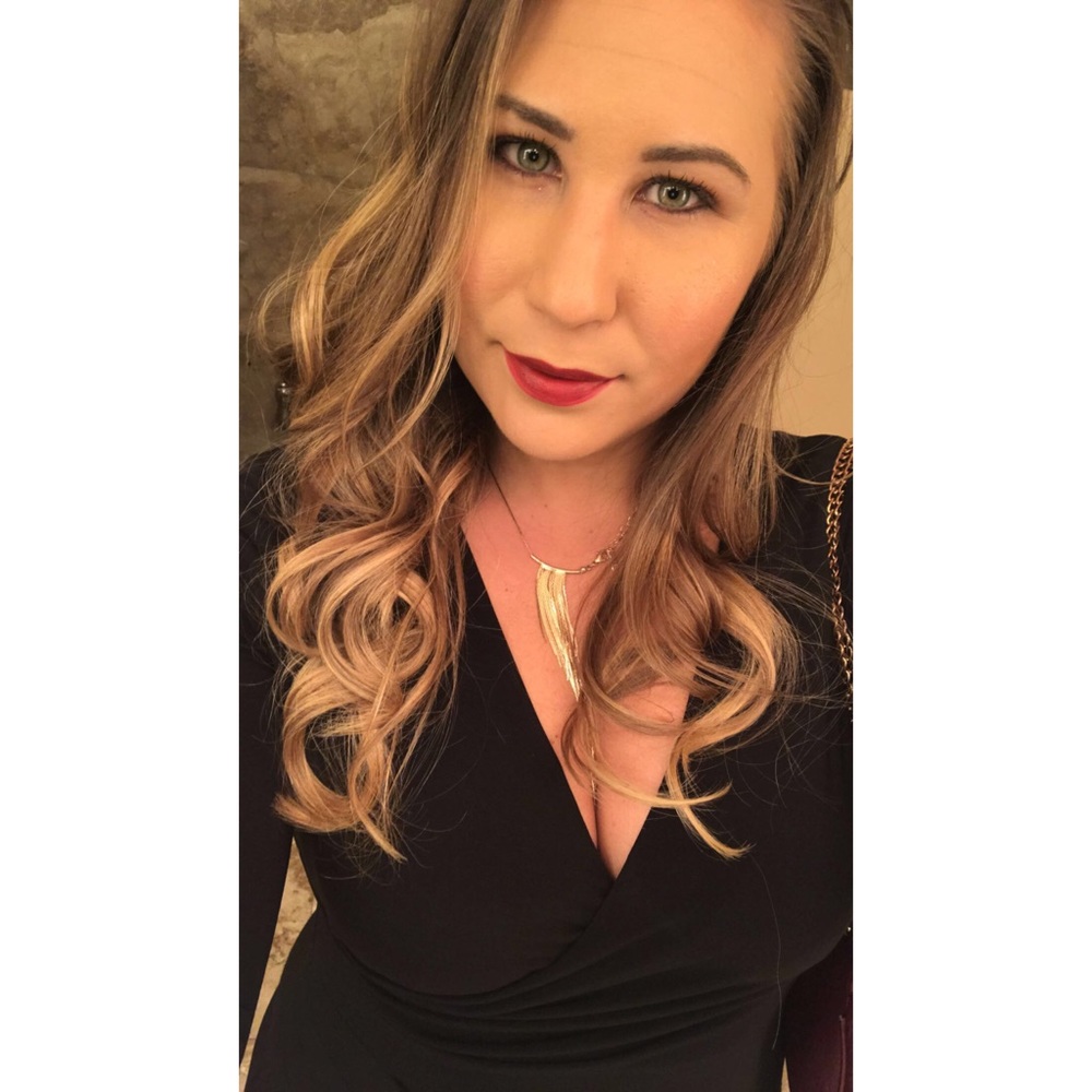 Meet your Posher, Jenn