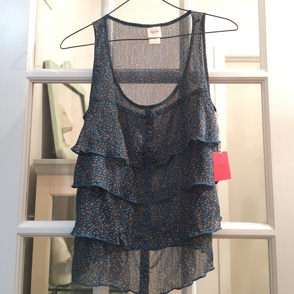 🍏 Mossimo Flowy Sheer Tank 🍏