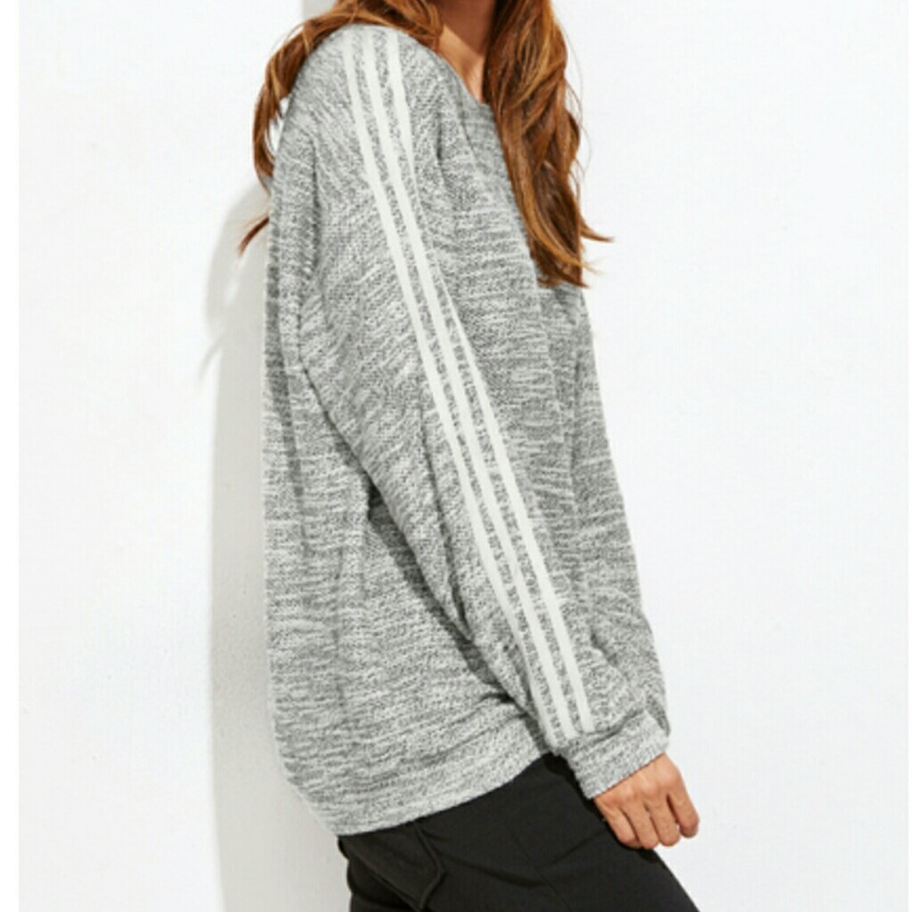 📣LAST ONE 📣 🌱 MARBLED SWEATER🌿🌿 - Picture 2 of 7