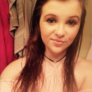 Meet your Posher, Mackenzie