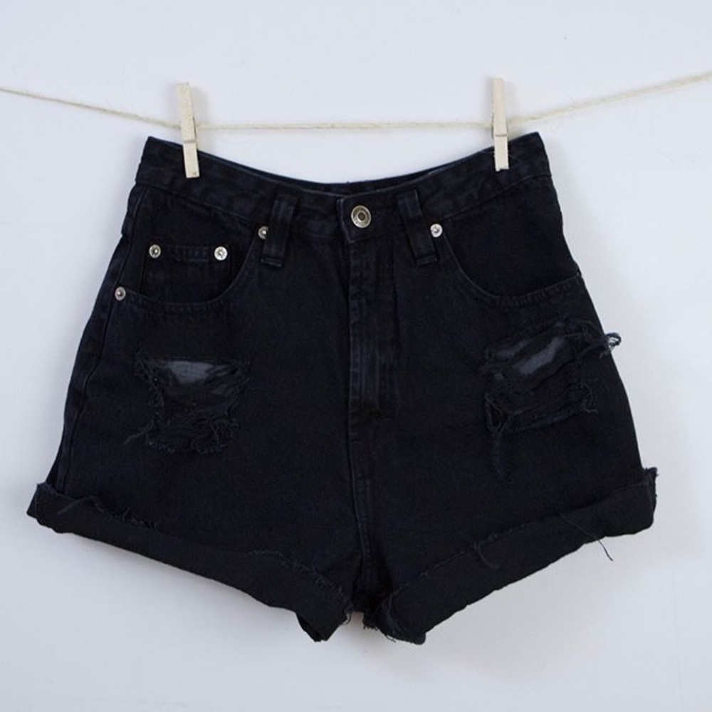 Black distressed shorts
